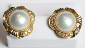 Mabe Pearl and Diamond Earrings in Gold Swirl Frame